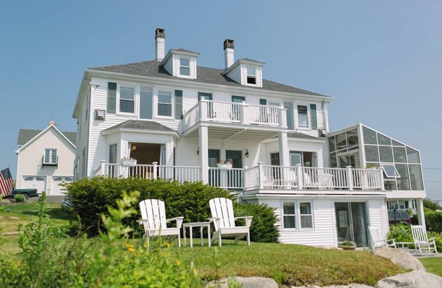 The legendary Admirals Suite! Boothbay Harbor 2-Room King Suite w/Bedroom and study