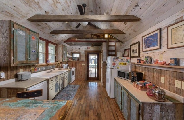 The “Lexington Cabin"