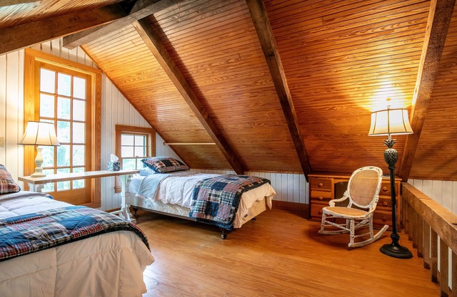 The Lil' Sipp, Discount rate for S. Carolina game!