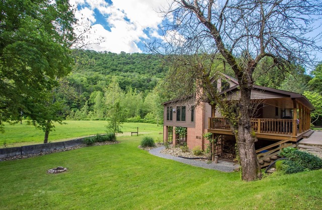 The Lingerlong Lodge