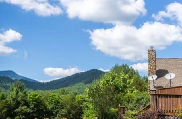 The Lodge on 151 on 40 acres