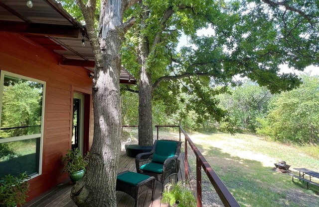 The Love Shack at Moss Lake