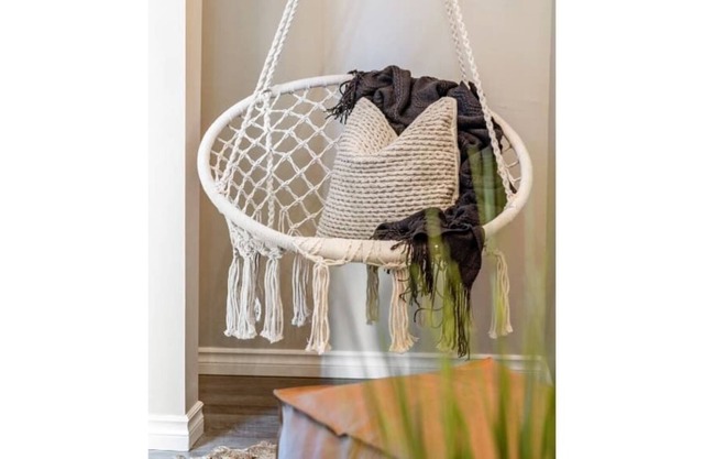 The Malibu | No Service Fees | 2 Min to Lake | BBQ