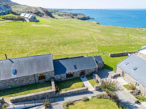 The Milking House - Llyn Peninsula