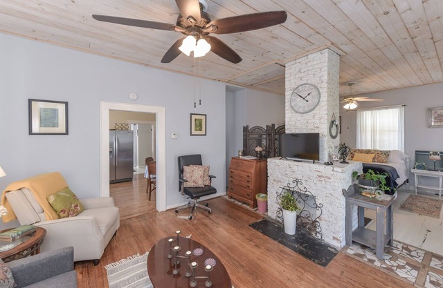 The Mill Hippie- Renovated in Aragon c.1940 Near Winthrop & Glencairn Garden