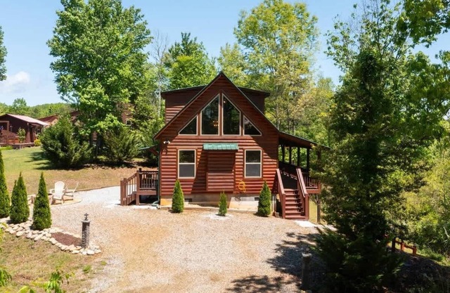 The Misty Blue Mountain Retreat