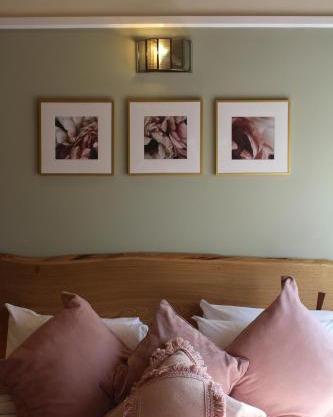 The Nags Head Hotel