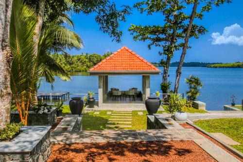 The Niche Hikkaduwa - 10 minutes to the beach