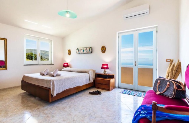 The Olive Tree - Seaview Apartments