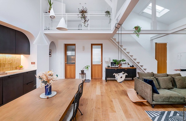 The Onyx Edit, by Veeve