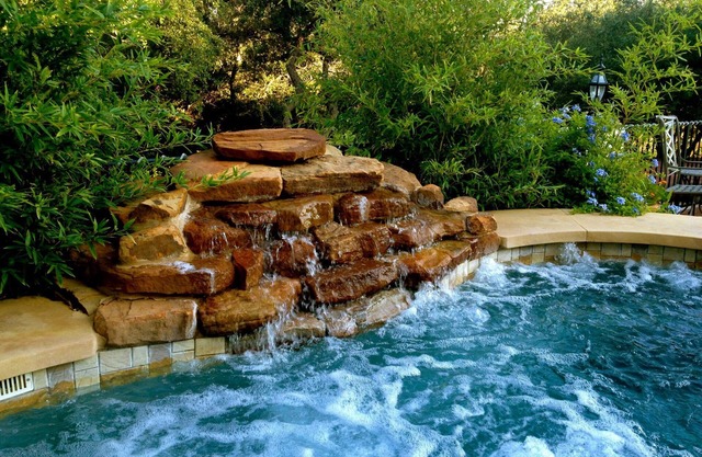 The Palms - Waterfront with Dock/Near Oasis/Close to town/Pool Table/Hot Tub