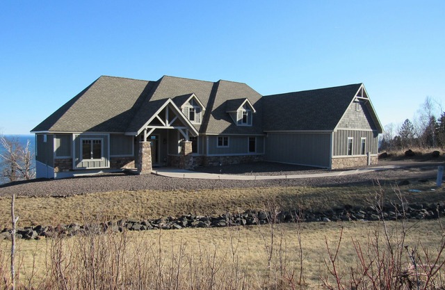 The Perfect Location for your North Shore Experience