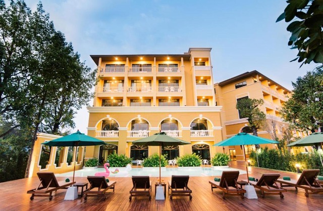 The Pineapple Hotel