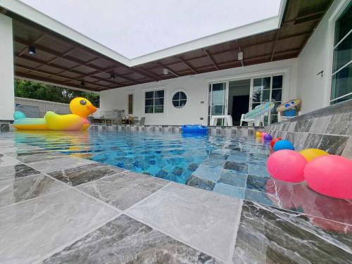 The pool villa privacy chomdao khonkaen