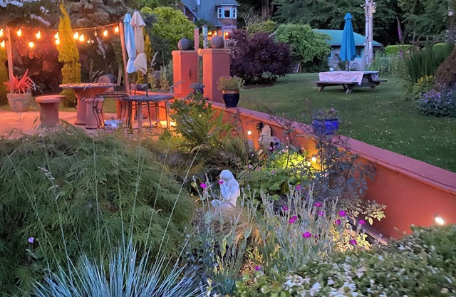 The Pottery at Reverie Gardens is your dream destination!