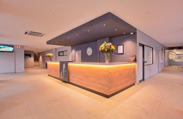 THE Pretoria Hotel