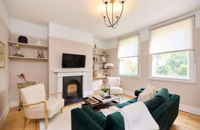 The River Cam Hideaway - Fabulous 6 Bdr House