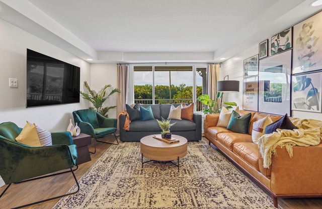 The Riverside, Arcade & Playground