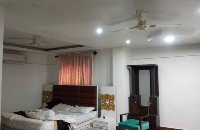 The Royal Suites