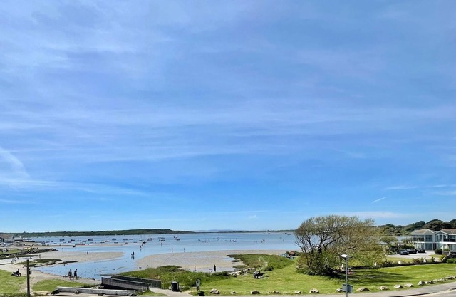 The Run - a luxury property with fantastic views across Mudeford Quay & Harbour