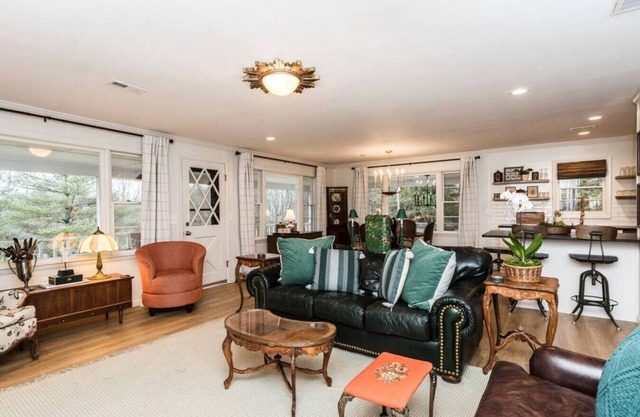 The Rustic-10 mins to West Jefferson