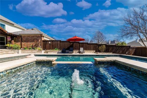 The Sapphire Sanctuary with Pool