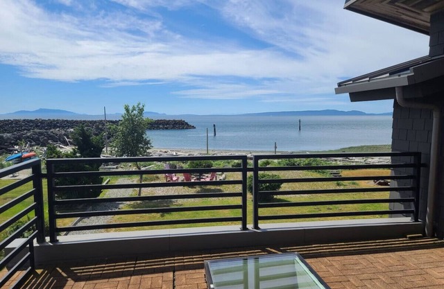 The Seaside Getaway