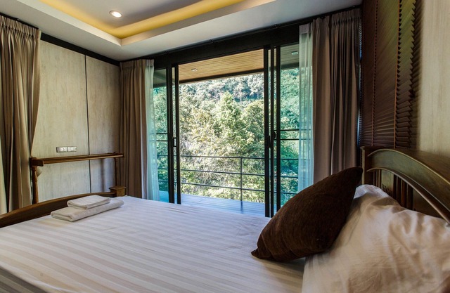 The Stream House - Private House