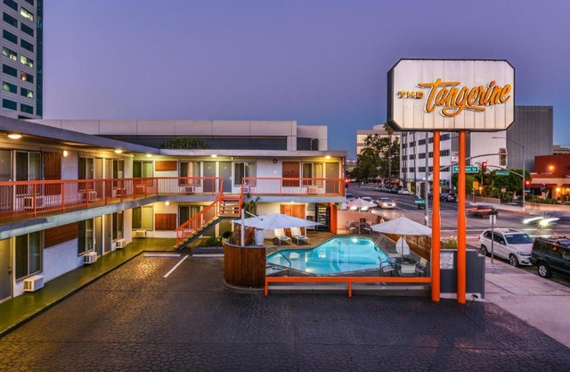 The Tangerine - a Burbank Hotel