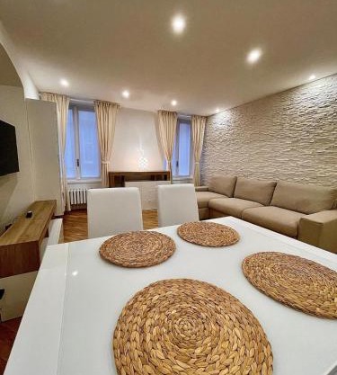 The Three Bs - Central House Bergamo