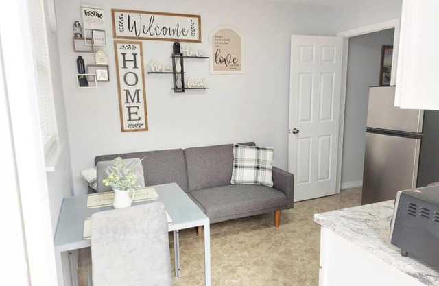 The Torres' Loft West Tampa MidTown Raymond James Stadium