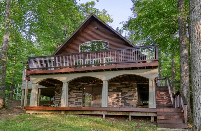 The Tree fort on Lower Long Lake
