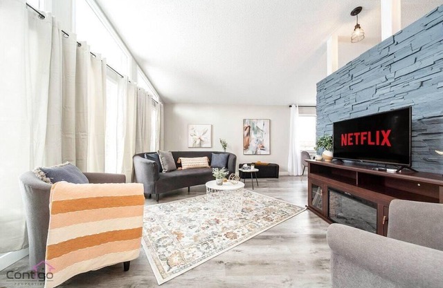 The Vault | Near WEM | Pet Friendly | King Bed |AC
