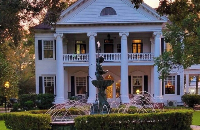 The Venetian Suite W/King Bed