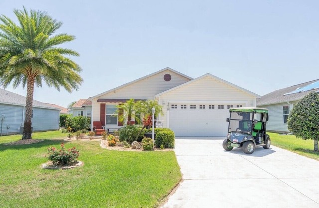 The Villages Vacation Haven- Golf Cart Included!