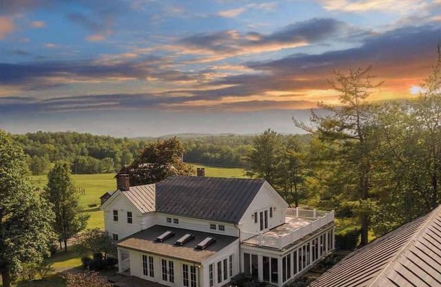 The Wright House - Elegant Country Escape