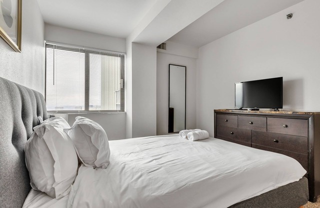 This apartment is a 1 bedroom(s), 1 bathrooms, located in Harrisburg, PA.