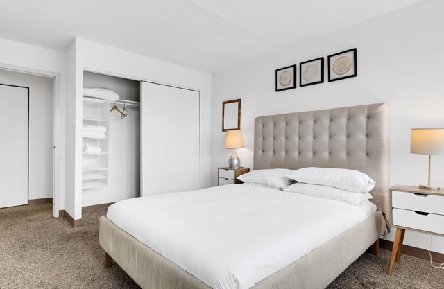 This apartment is a 2 bedroom(s), 1 bathrooms, located in Harrisburg, PA.