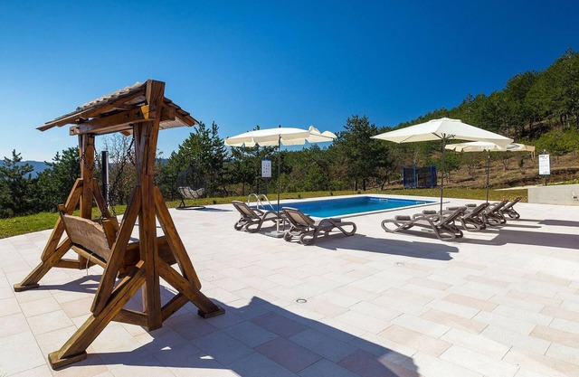 This beautiful villa is ideal for those looking for complete privacy during their vacation.