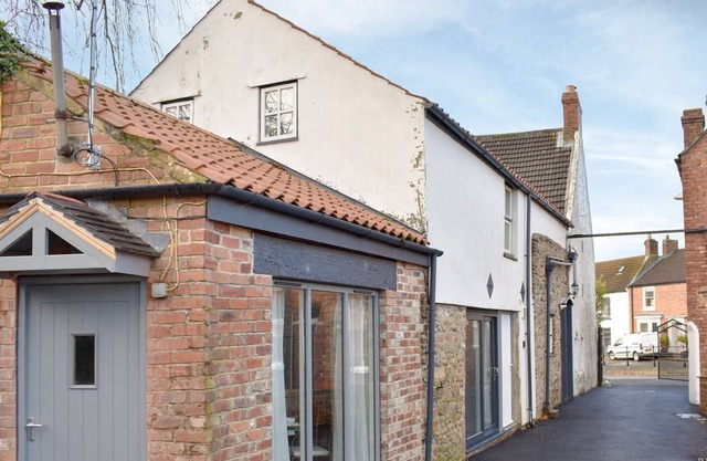 This fully accessible annexe is ideal for couples to explore the rugged beauty of the north east and