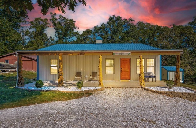 This house is a 2 bedroom(s), 2 bathrooms, located in Fair Play, MO.