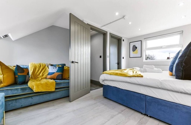 Three Bedroom Home - Perfect for Large Groups