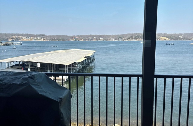 Three Seasons Condo - Unit C6