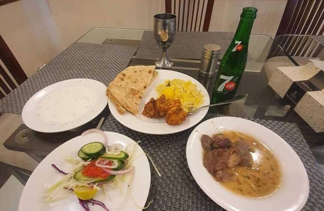 Three star hotel Peshawar