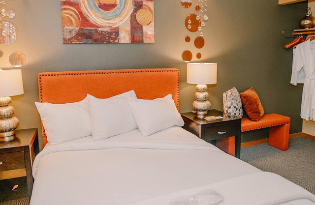 Tide Pool Cabin, a Soquinomere Private Hotel on the Dunes, Downtown Ocean Shores