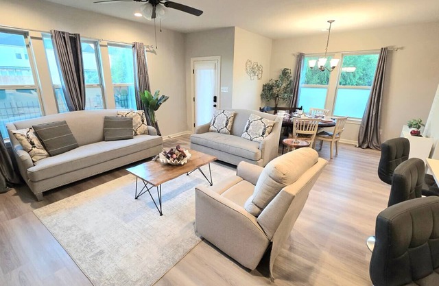 Tigers Stripe Stay Luxury Retreat by LSU - CL5602