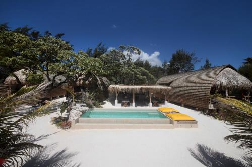 Tiki Beach Moorea , Piscine & Petit Déjeuner