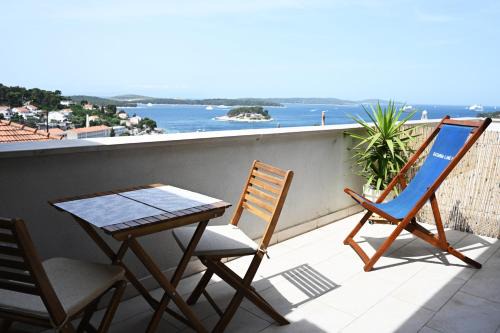 TikTok View - ZF Hvar
