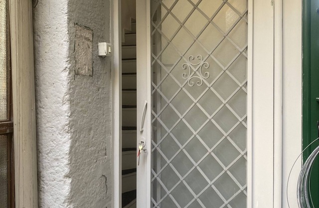 Tiluri 1 One Bedroom Apartment