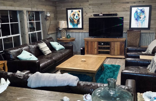 TIMBER DUNES Dune Access comfy woodland cabin